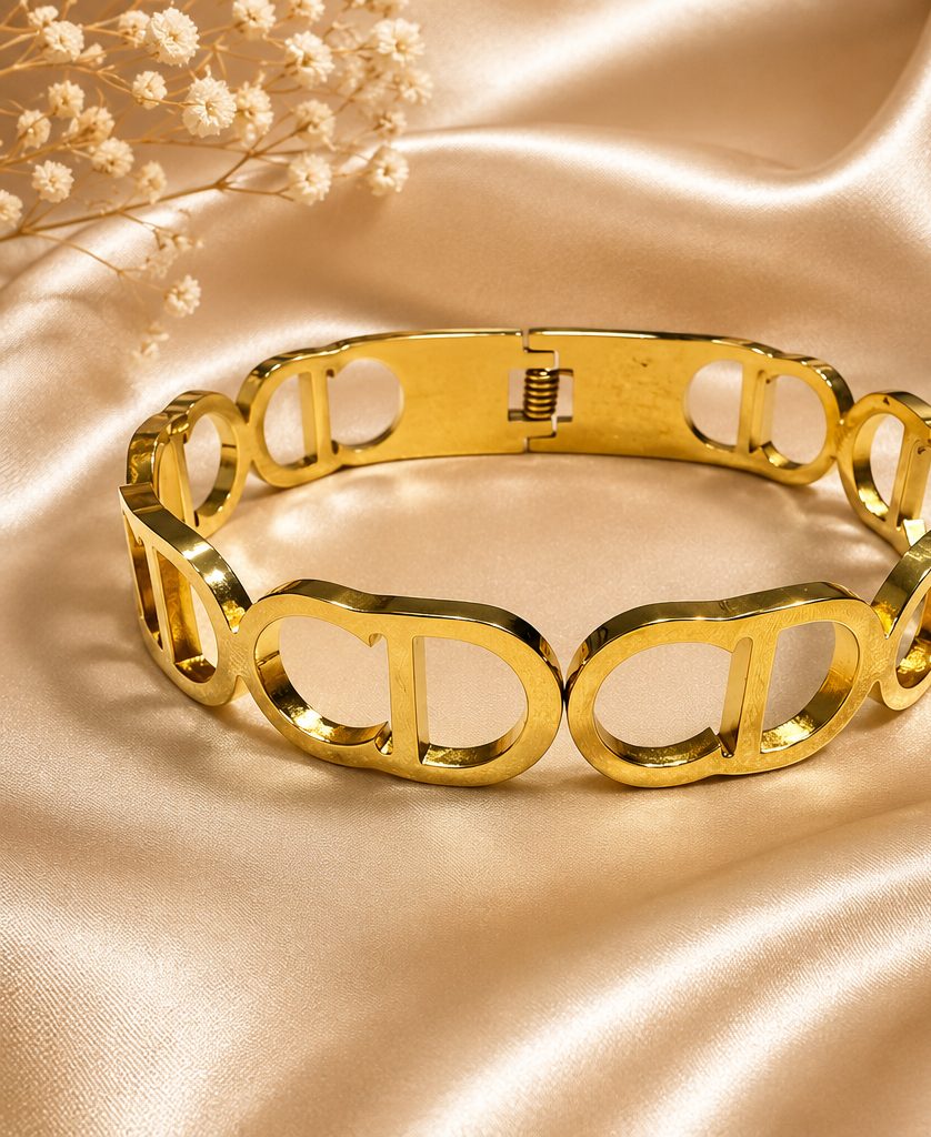 Oval Link Bangle