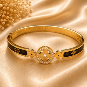 Colour Shell Bangle