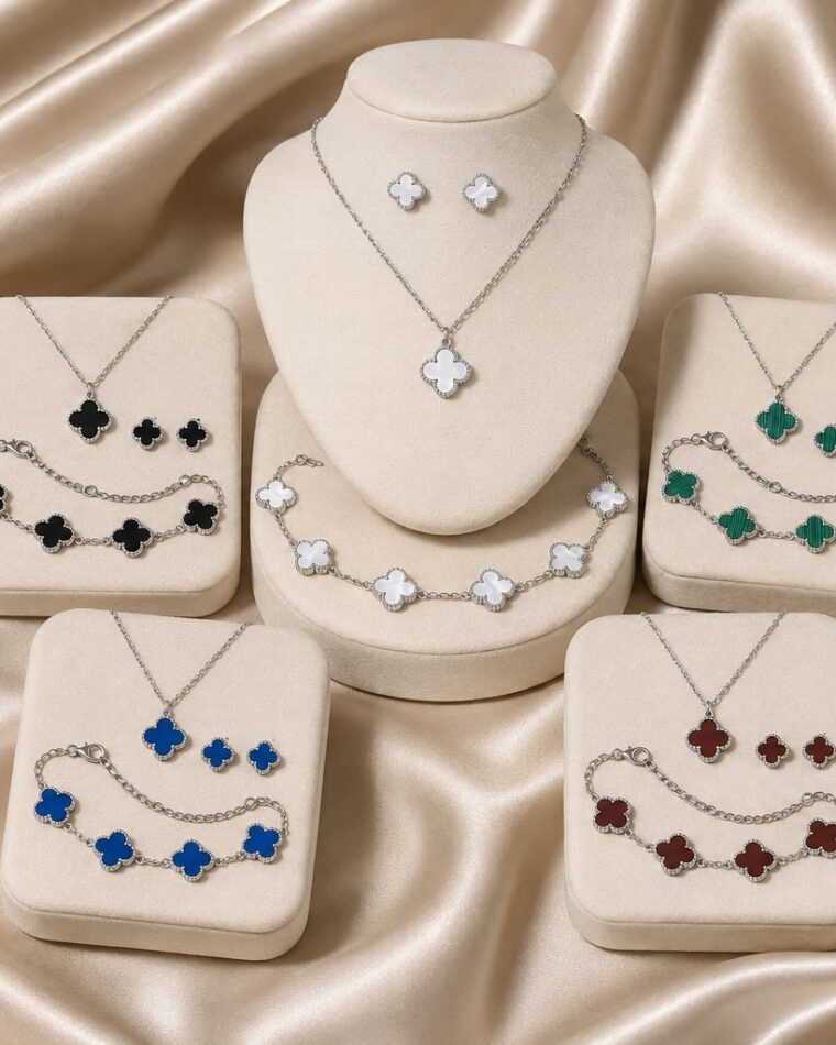 Four-Point Clover Set