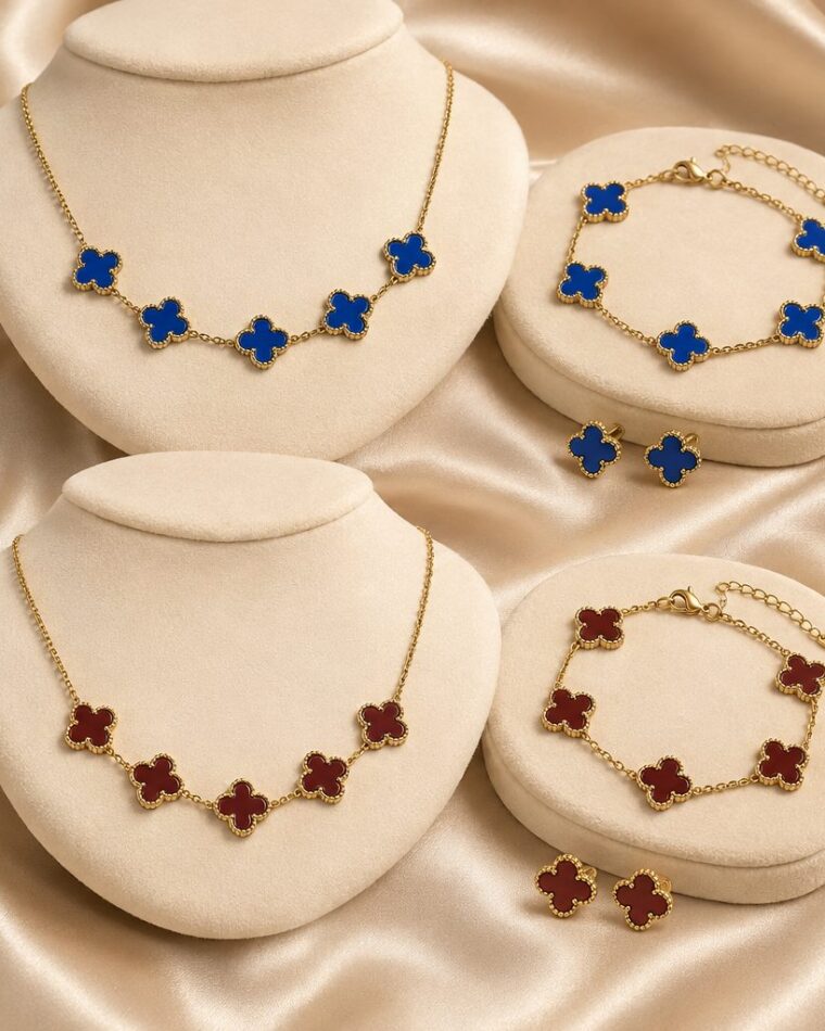 Four-Point Clover Set · Blue & Burgundy
