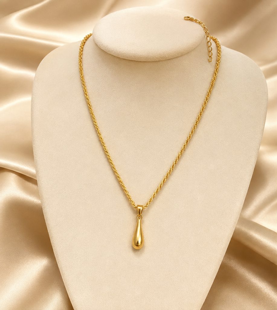 Sparkling Teardrop Necklace