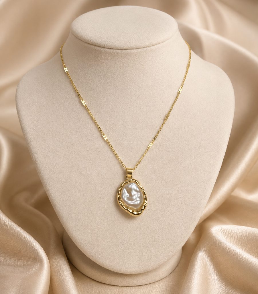 French Baroque Pearl Necklace