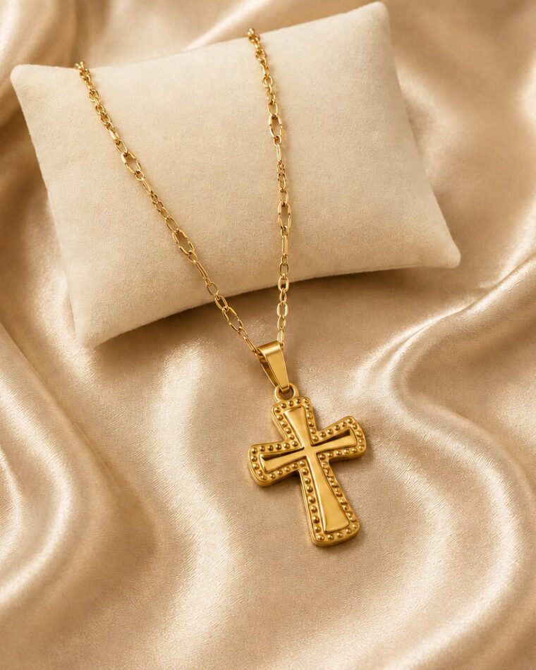 Cross Pendant Necklace - Gold Lip Chain