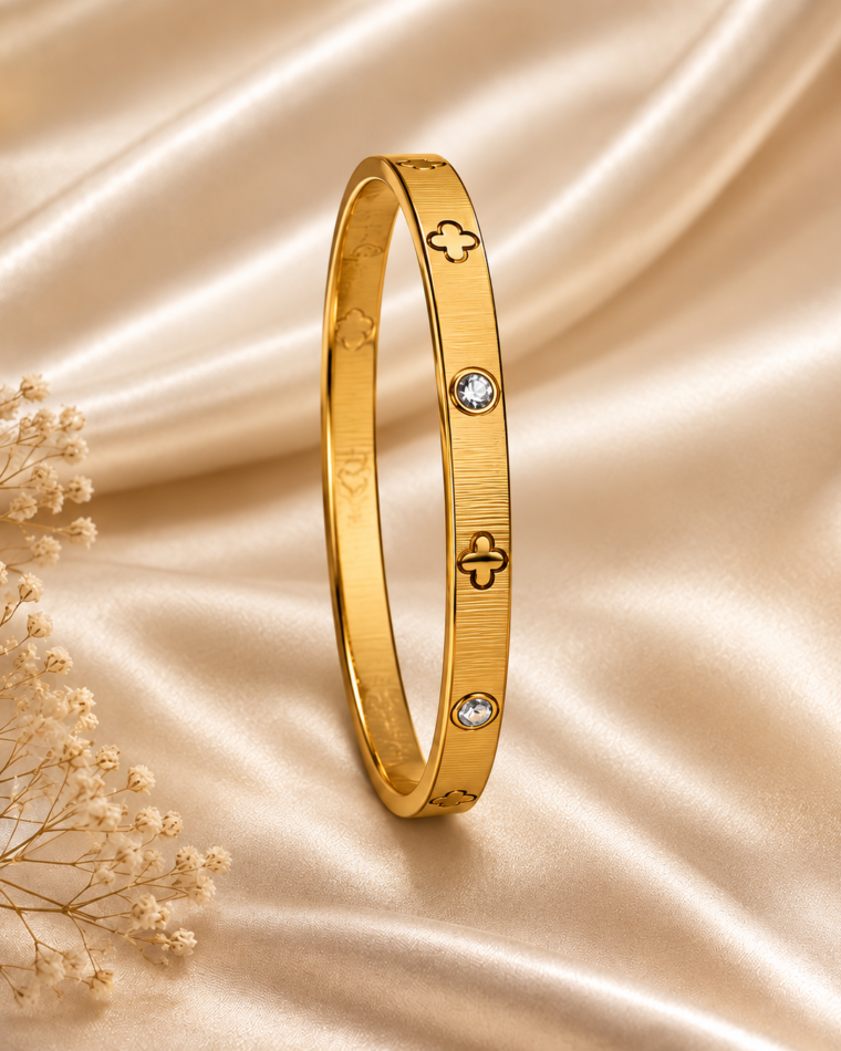 Four-Leaf Motif Bangle
