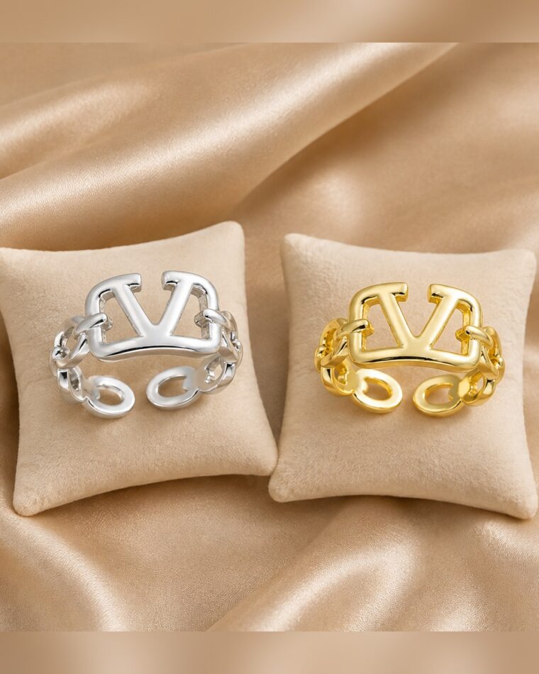 Letter V Ring